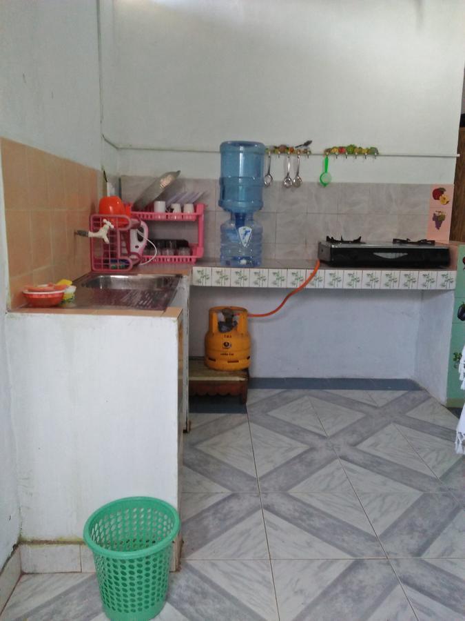 Kingfisher Hostel Anuradhapura Exterior photo